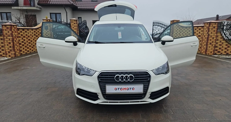 Audi A1 cena 29900 przebieg: 165000, rok produkcji 2012 z Jaraczewo małe 232